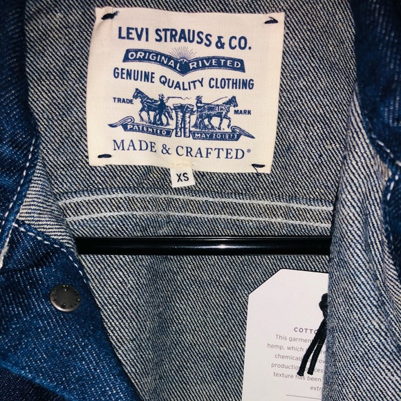 Levi’s jean jacket (XS) - Picture 3 of 6